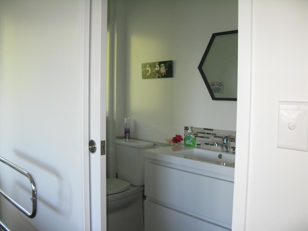 Bay View Retreat Apartment Whangarei Heads Екстер'єр фото