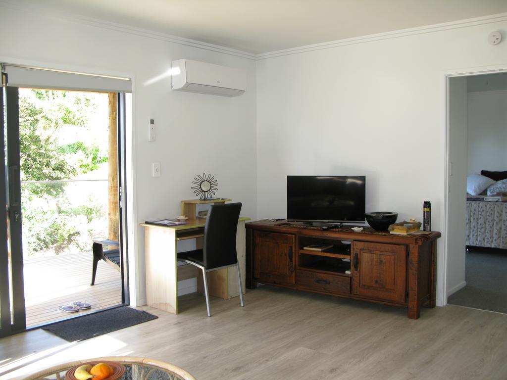 Bay View Retreat Apartment Whangarei Heads Екстер'єр фото